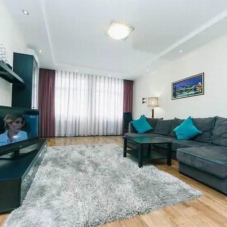Vip New House Arena Apartament